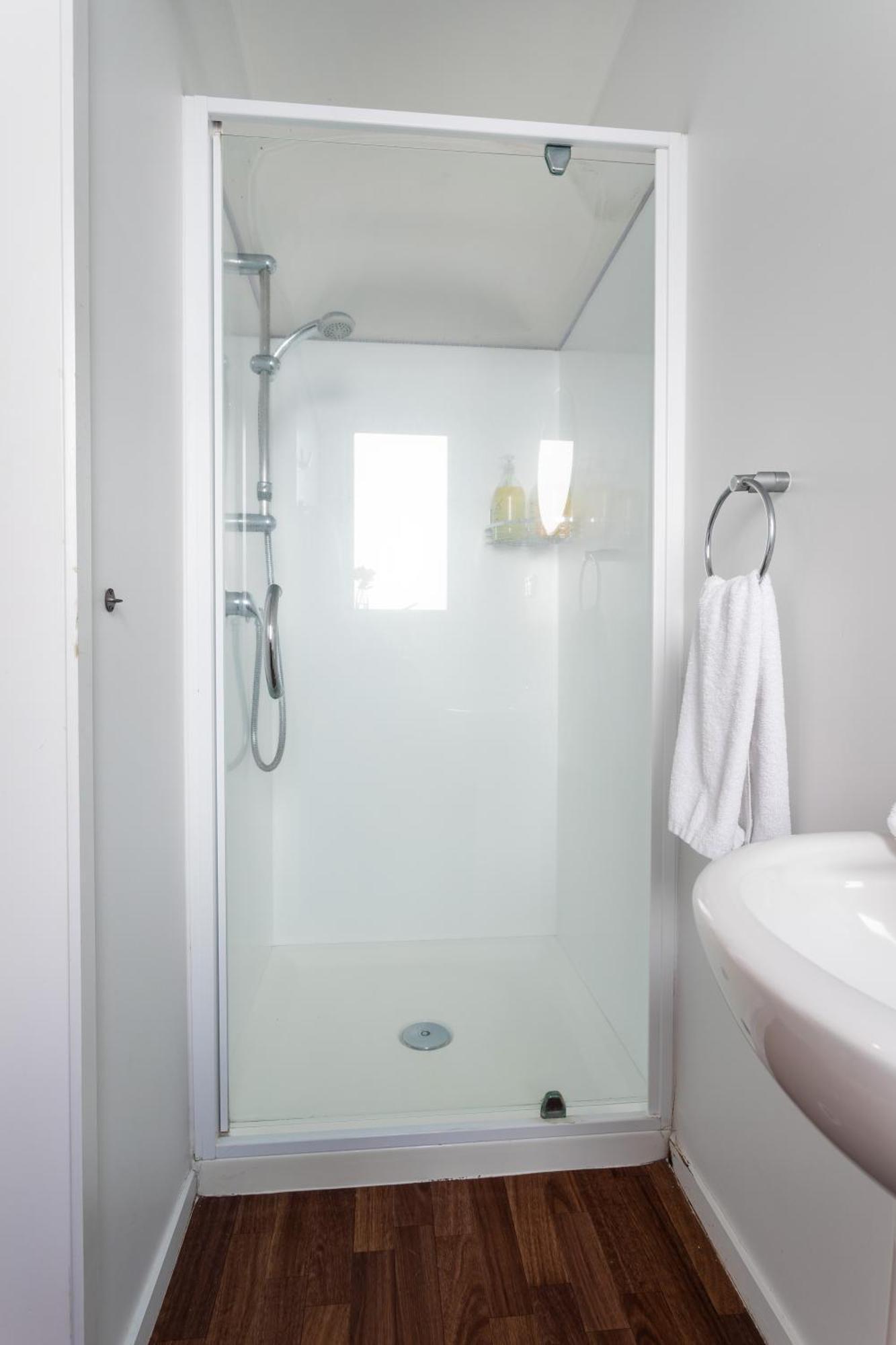 Bright Morningside Apartment Окленд Экстерьер фото